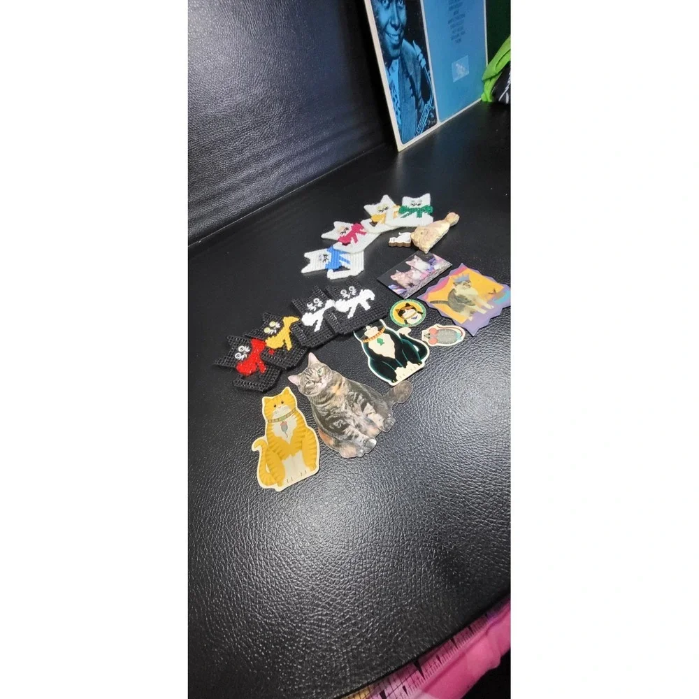 Lot Of 17 CUTE  Vintage Refrigerator Magnets Cats HAND MADE AND VINTAGE LOT